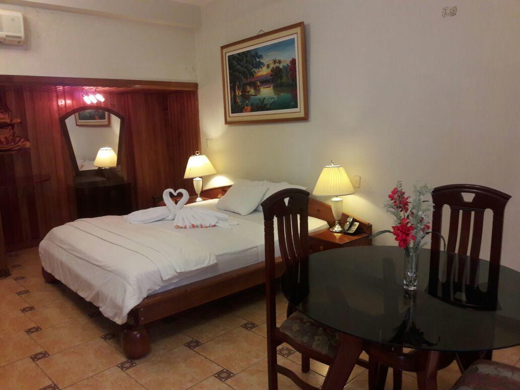 Amazon Green Hotel Iquitos Eksteriør bilde